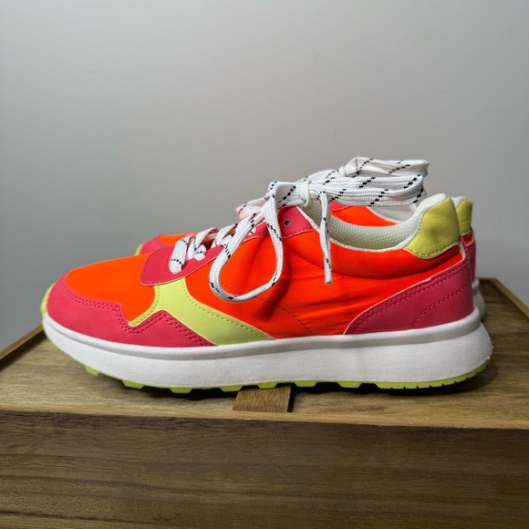 Serra Retro Neon Sneakers in pink, orange, and yellow - Picture 4 of 7
